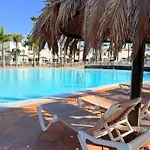 Calm Sands Oasis - *
